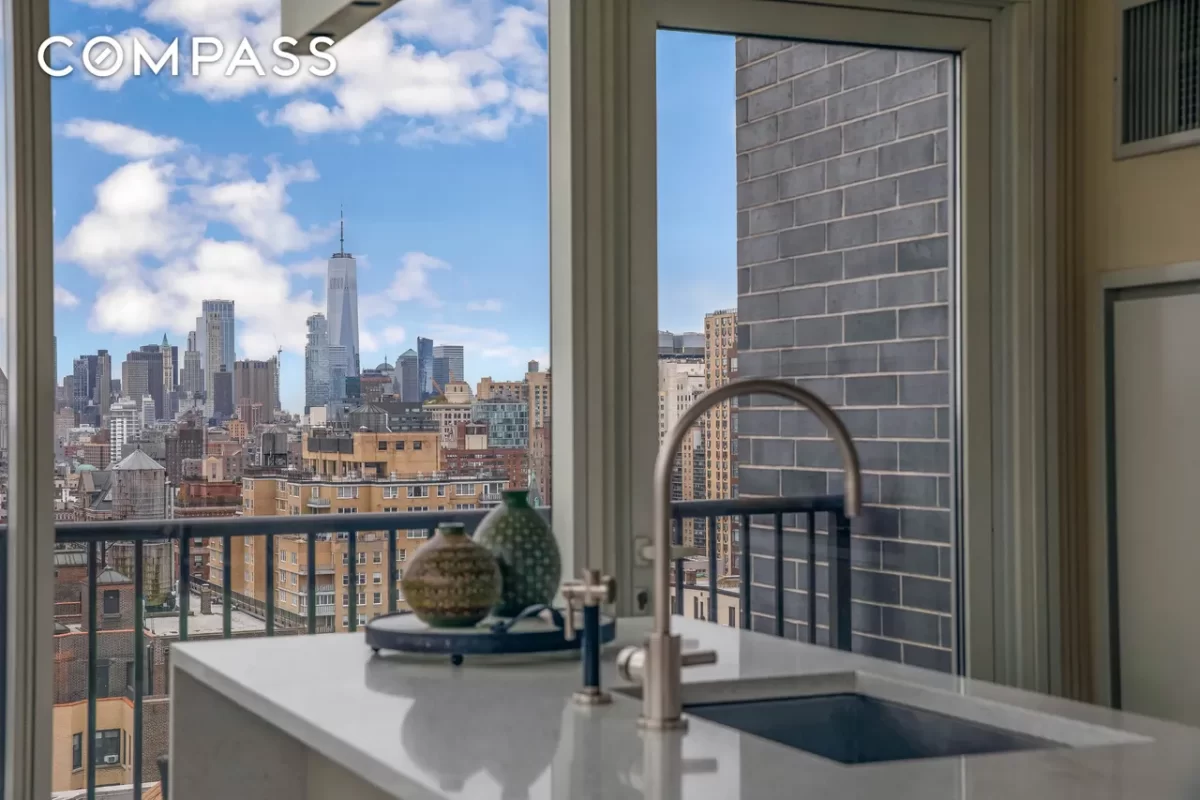 2BR Condo for Sale in Manhattan, NY