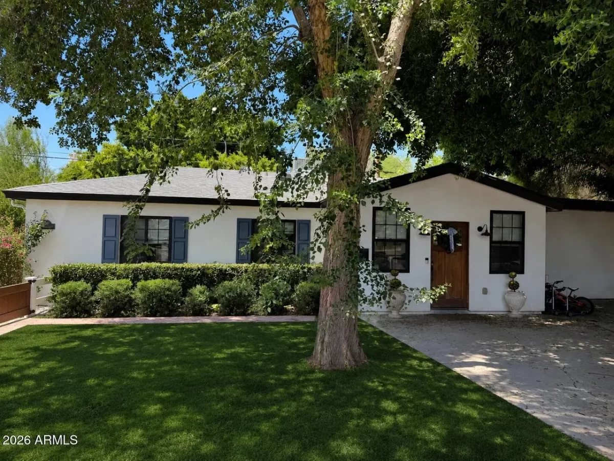 4BR House for Sale in Phoenix, AZ