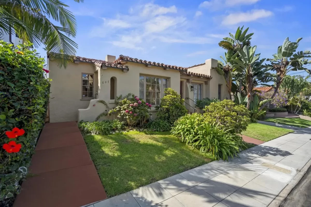 2BR Condo for Sale in La Jolla, CA