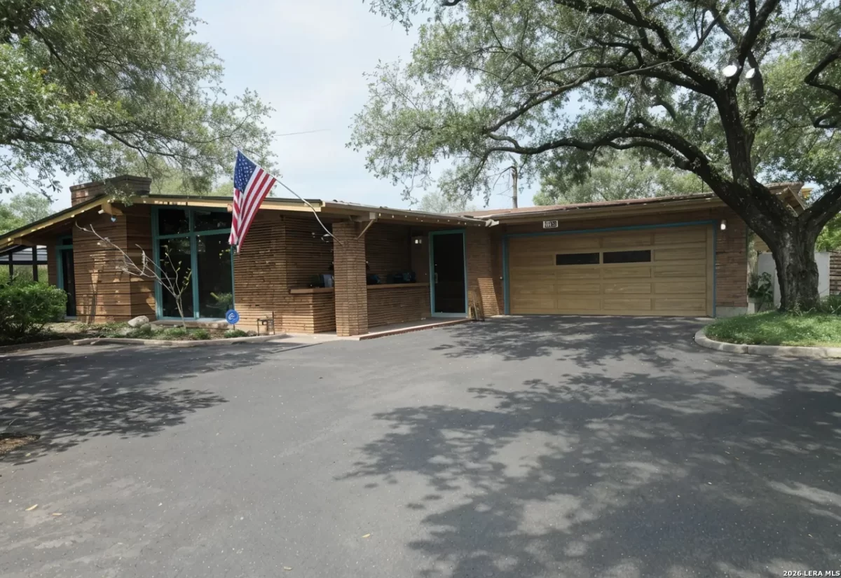 4BR House for Sale in San Antonio, TX