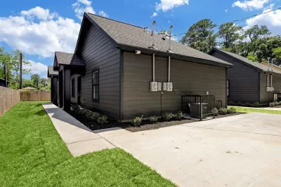 2BR Multi-Family for Sale in Houston, TX