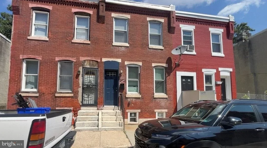 3BR Townhouse for Sale in Philadelphia, PA
