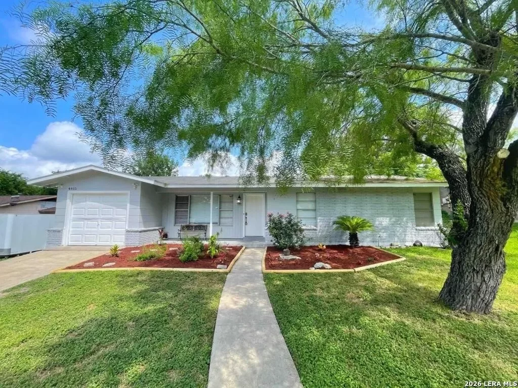 3BR House for Sale in San Antonio, TX