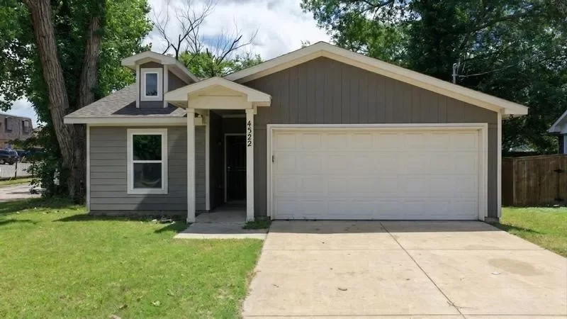 3BR House for Sale in Dallas, TX