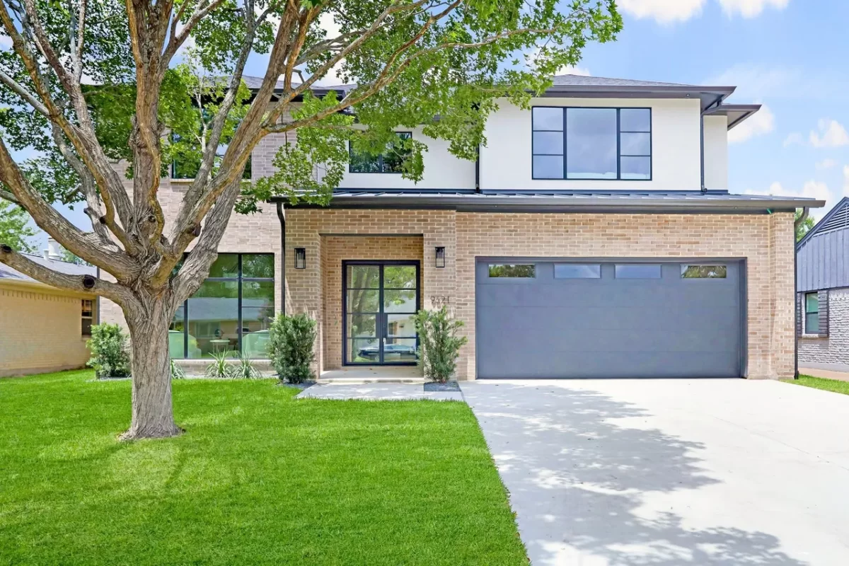 5BR House for Sale in Dallas, TX