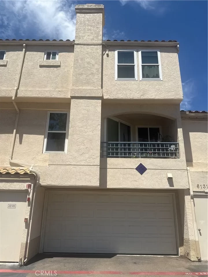 2BR Townhouse for Sale in San Diego, CA