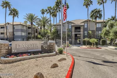 2BR Condo for Sale in Phoenix, AZ