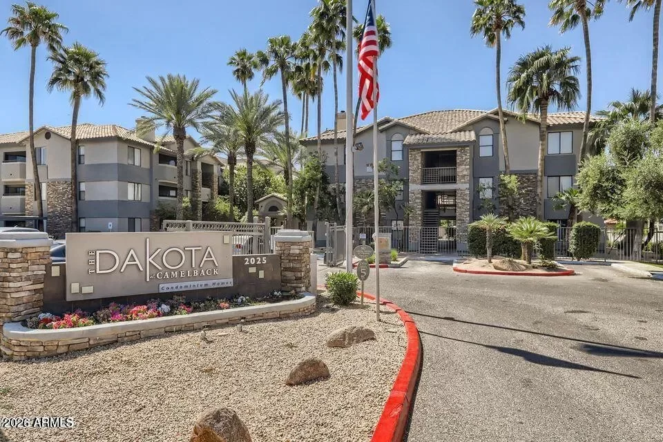 2BR Condo for Sale in Phoenix, AZ