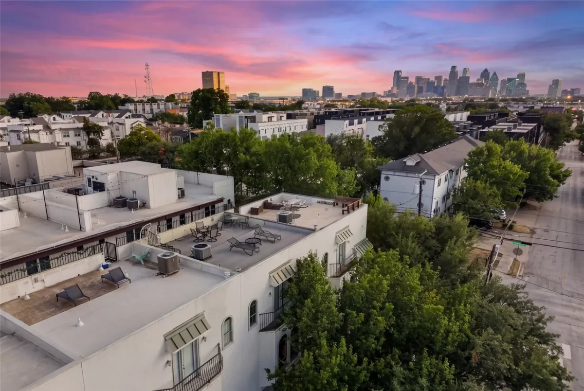 2BR Condo for Sale in Dallas, TX