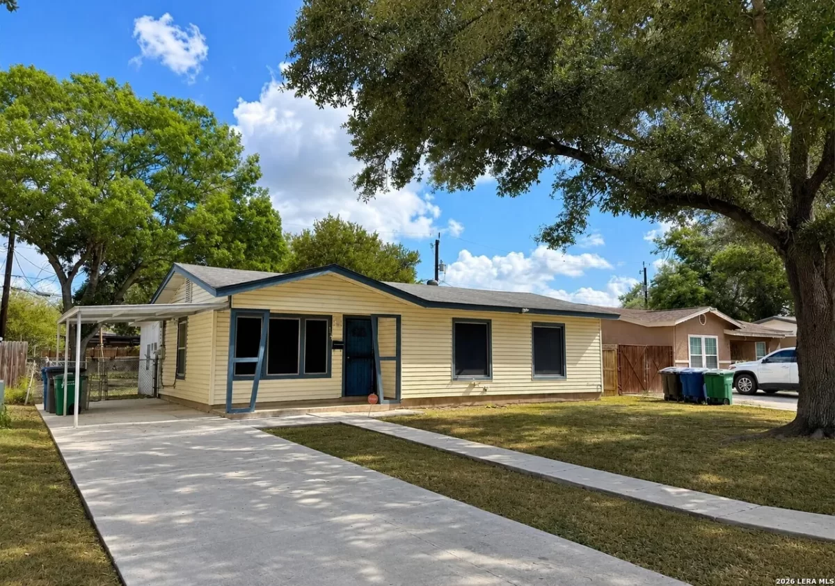 3BR House for Sale in San Antonio, TX