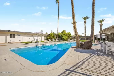 2BR Condo for Sale in Phoenix, AZ