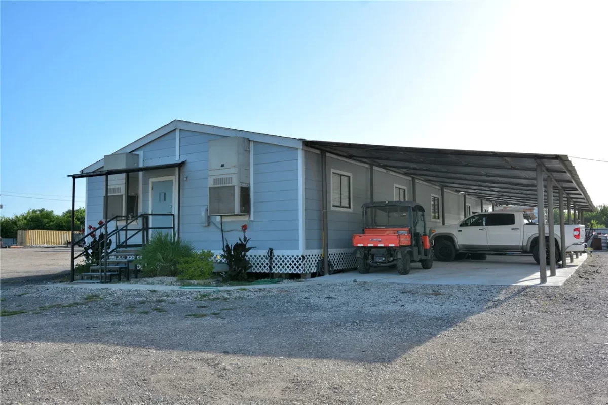 3BR Mobile Home for Rent in Houston, TX