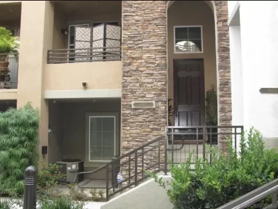 2BR Townhouse for Rent in San Diego, CA