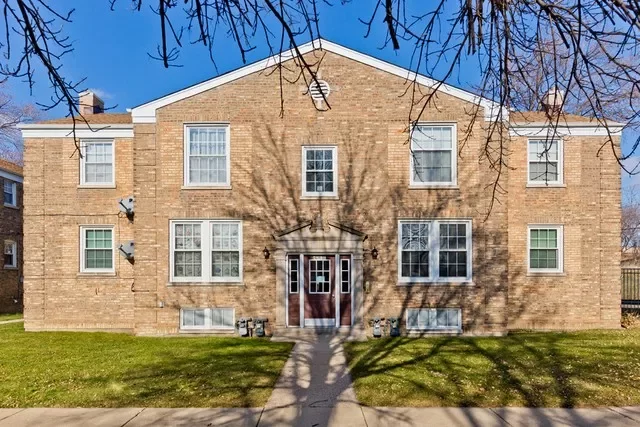 2BR Apartment for Rent in Chicago, IL