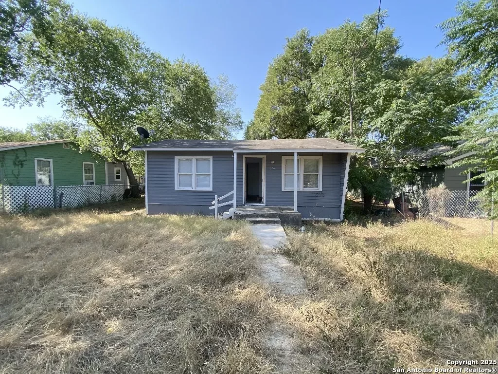 3BR House for Sale in San Antonio, TX