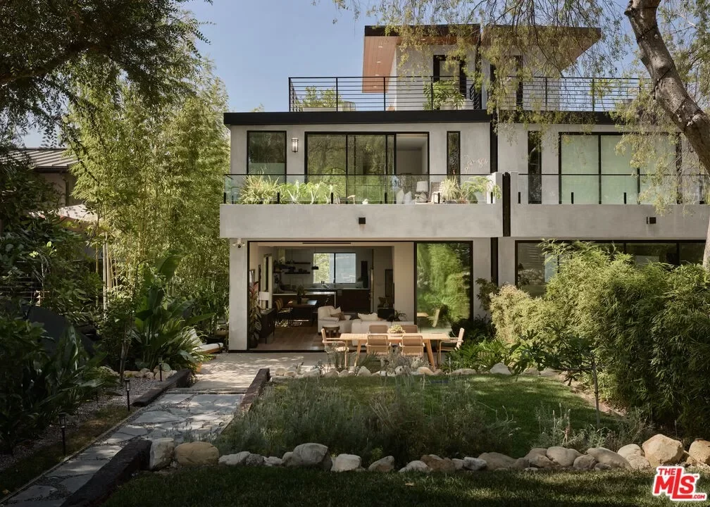 3BR House for Sale in Los Angeles, CA