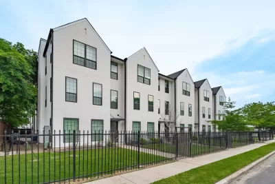 2BR Townhouse for Rent in Dallas, TX