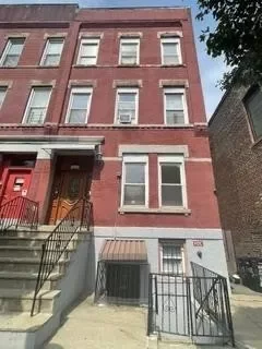 2BR Apartment for Rent in Union City, NJ