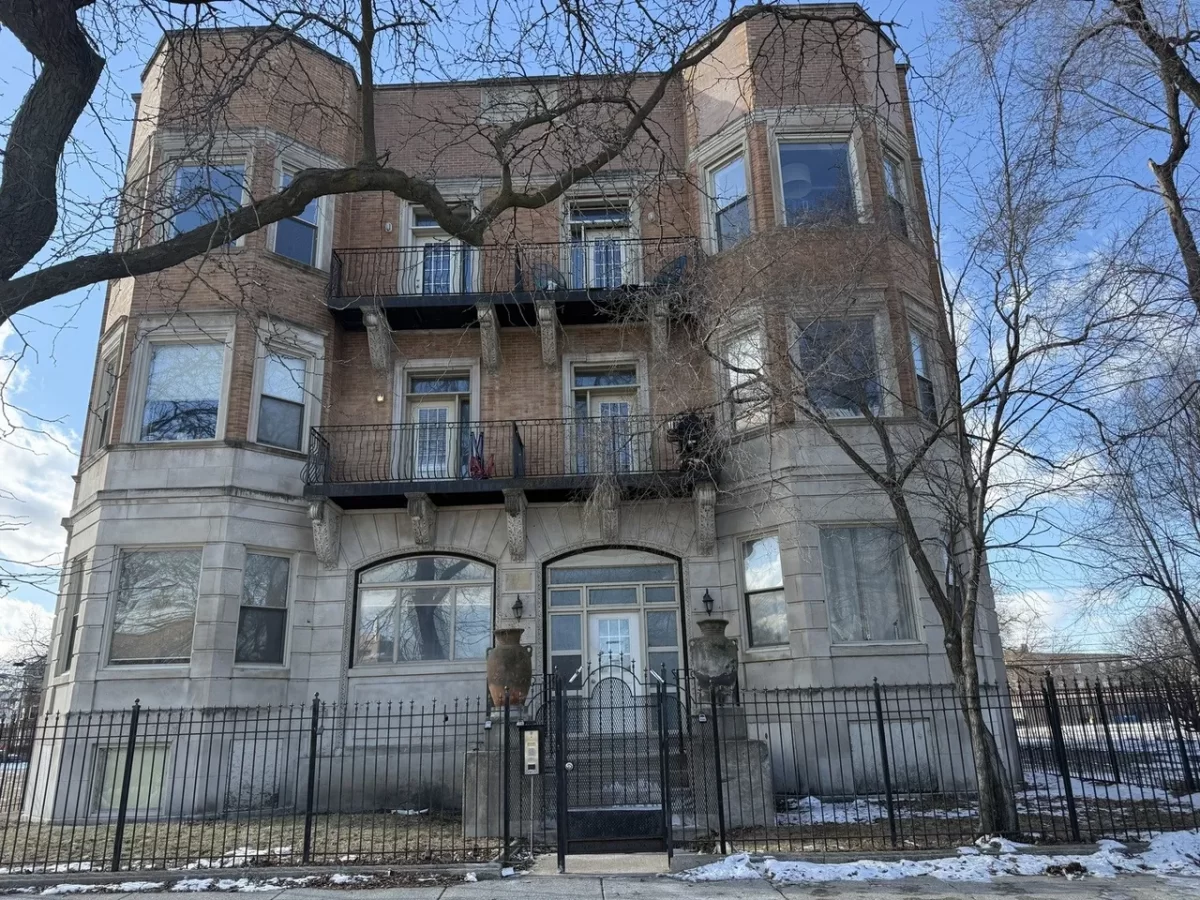 2BR Condo for Rent in Chicago, IL