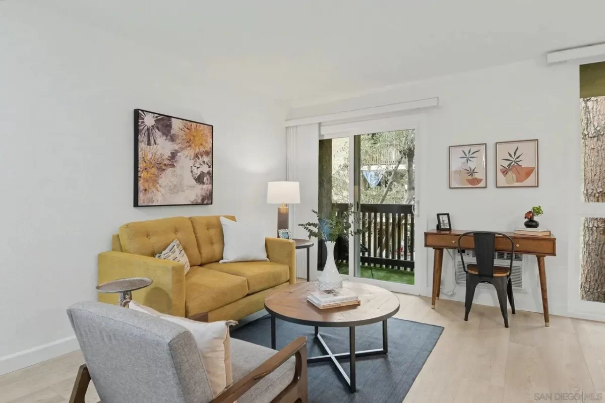 Condo for Sale in San Diego, CA