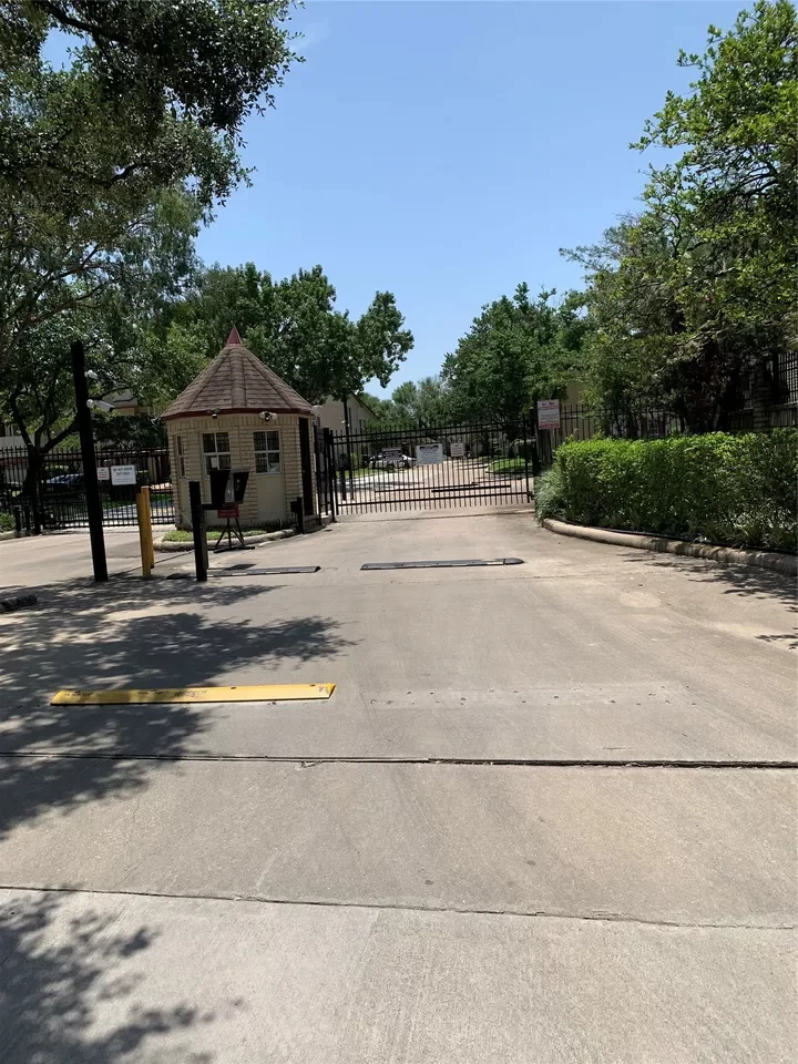2BR Condo for Rent in Houston, TX