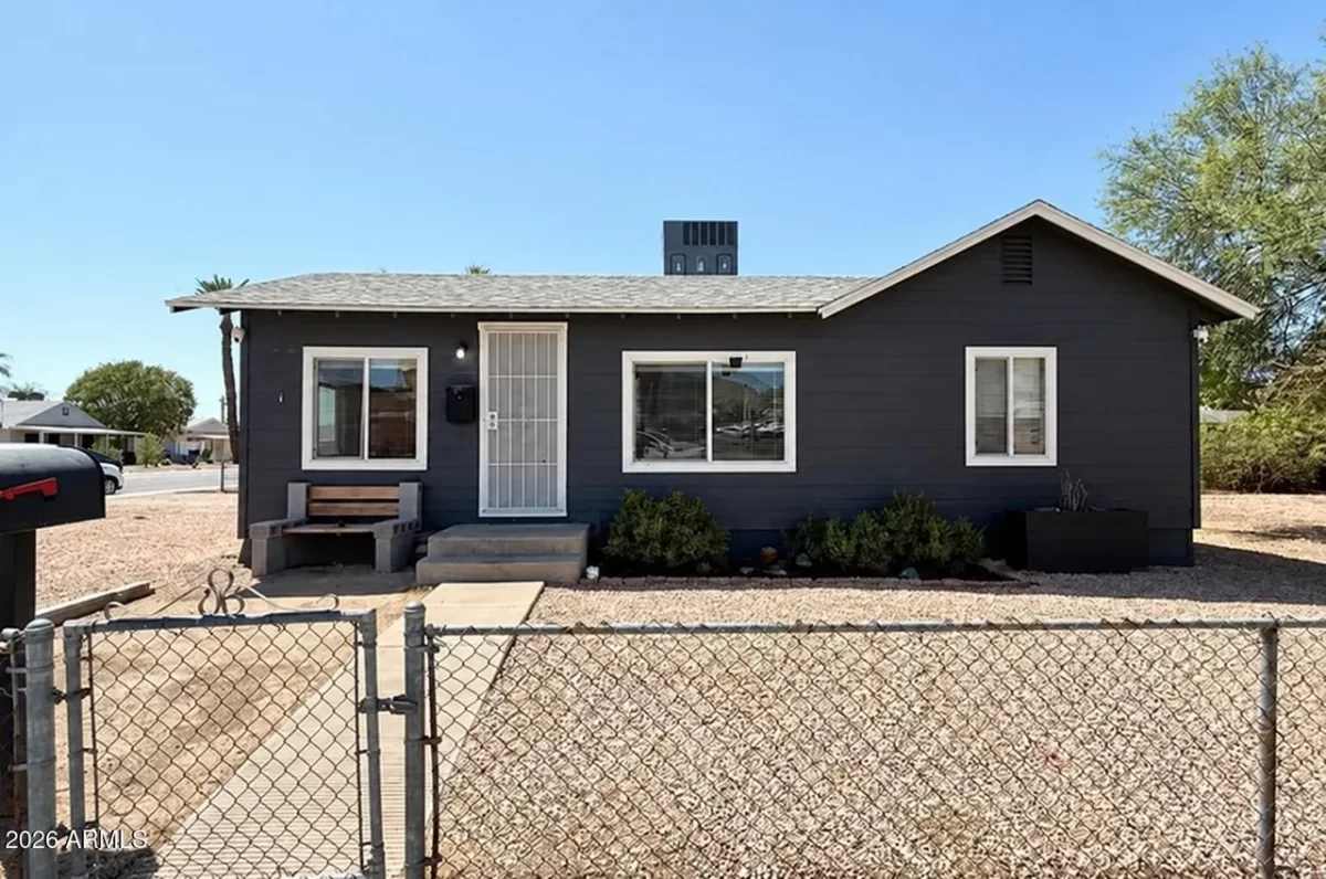 2BR House for Sale in Phoenix, AZ