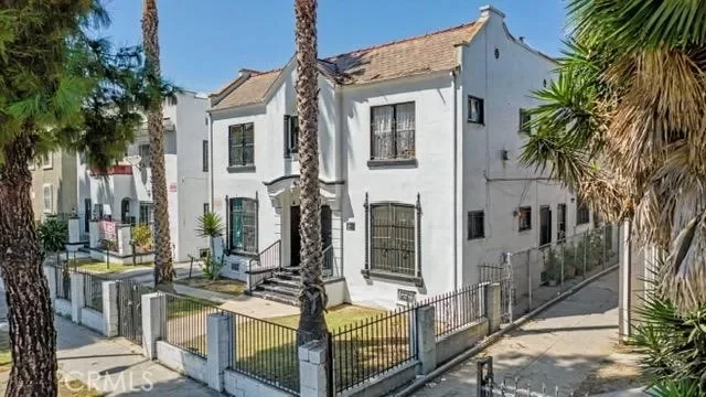 1BR Multi-Family for Sale in Los Angeles, CA