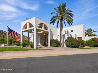 4BR House for Sale in Phoenix, AZ