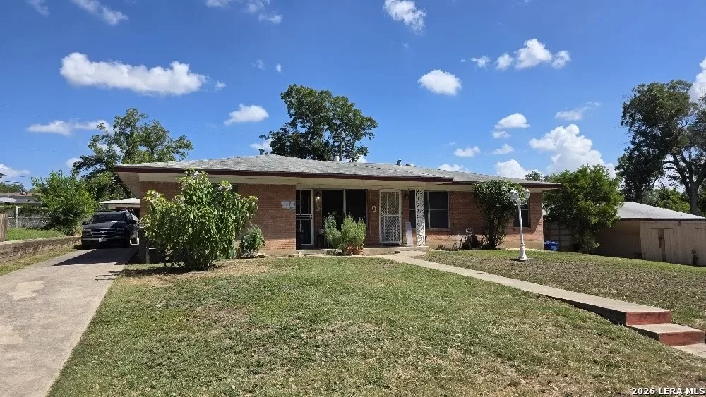 2BR House for Rent in San Antonio, TX