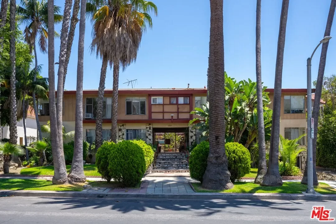 21BR Multi-Family for Sale in Los Angeles, CA