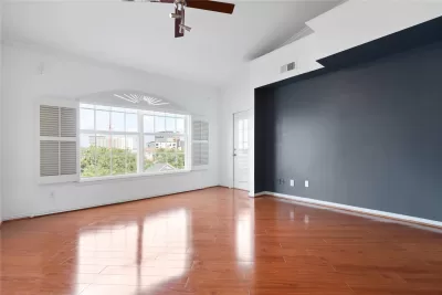 2BR Condo for Rent in Houston, TX