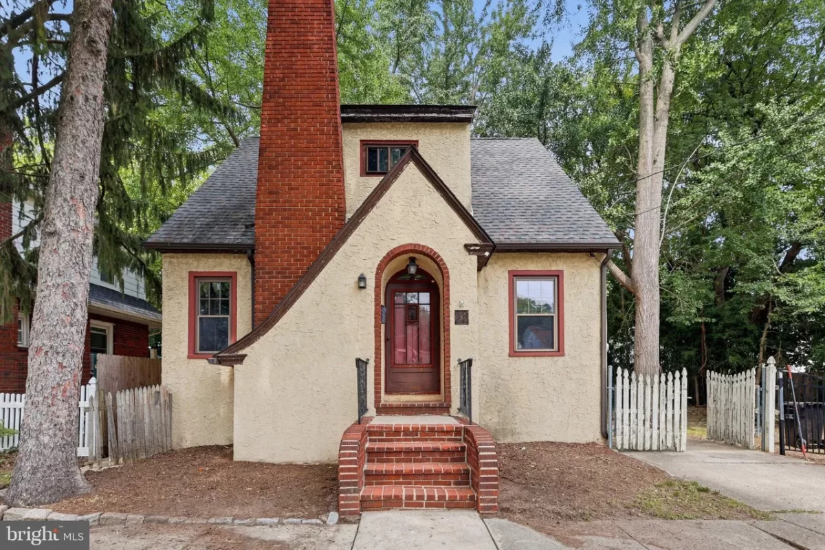 2BR House for Sale in Woodbury, NJ