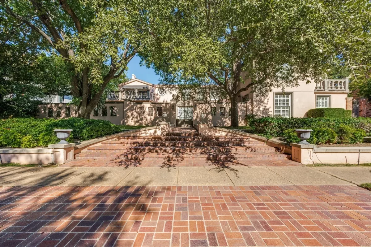 2BR Duplex for Rent in Highland Park, TX