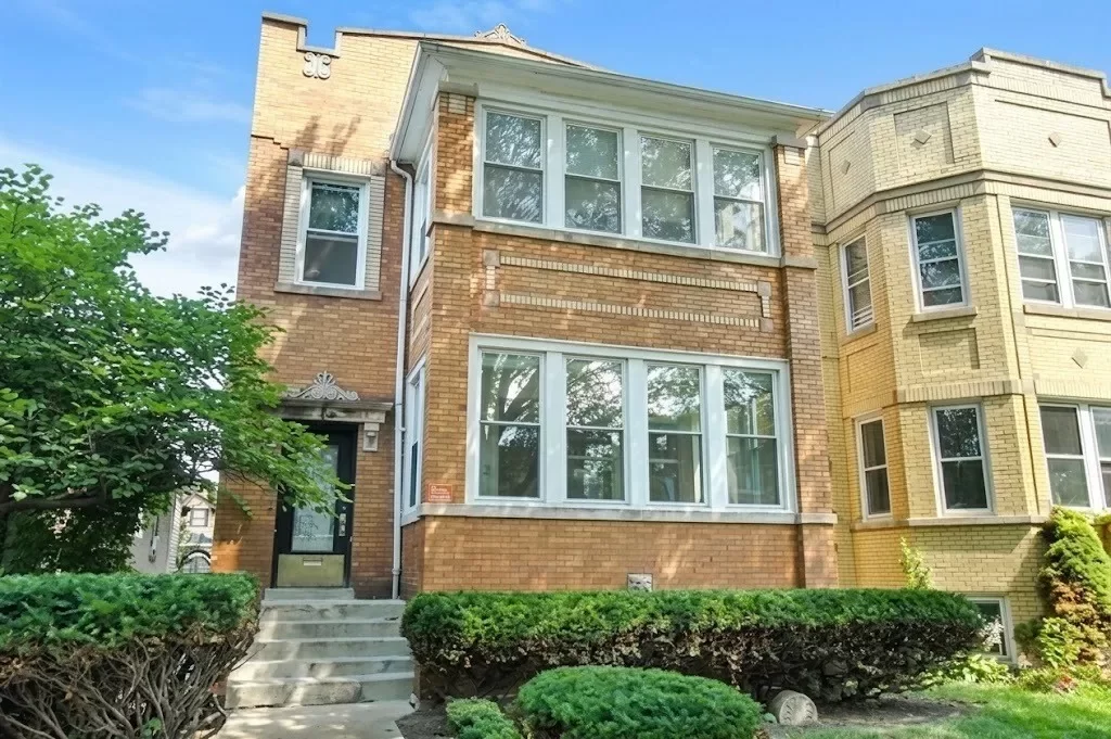 2BR Apartment for Rent in Chicago, IL