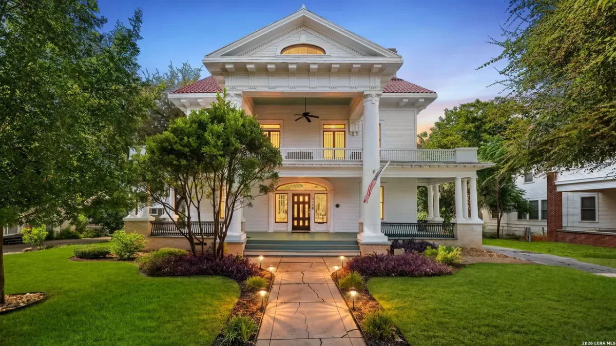 4BR House for Sale in San Antonio, TX