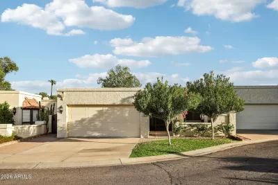 3BR Townhouse for Sale in Phoenix, AZ
