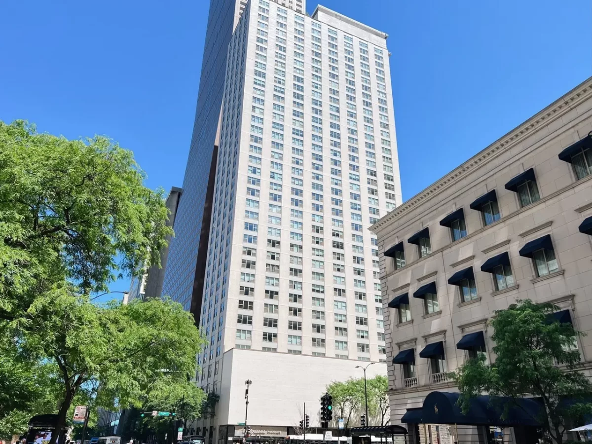 Condo for Sale in Chicago, IL