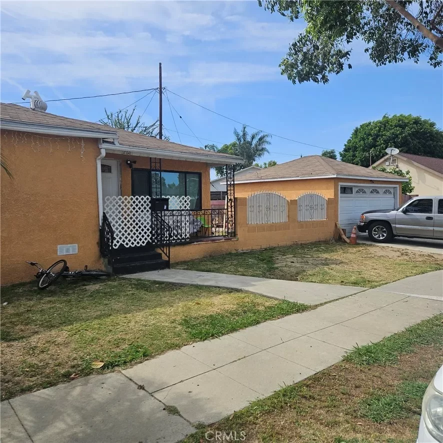 2BR House for Sale in Commerce, CA