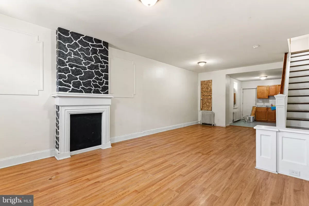 3BR Townhouse for Sale in Philadelphia, PA