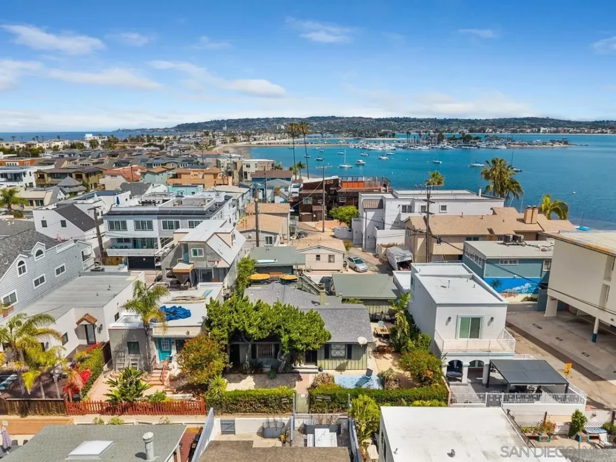 4BR Multi-Family for Sale in San Diego, CA