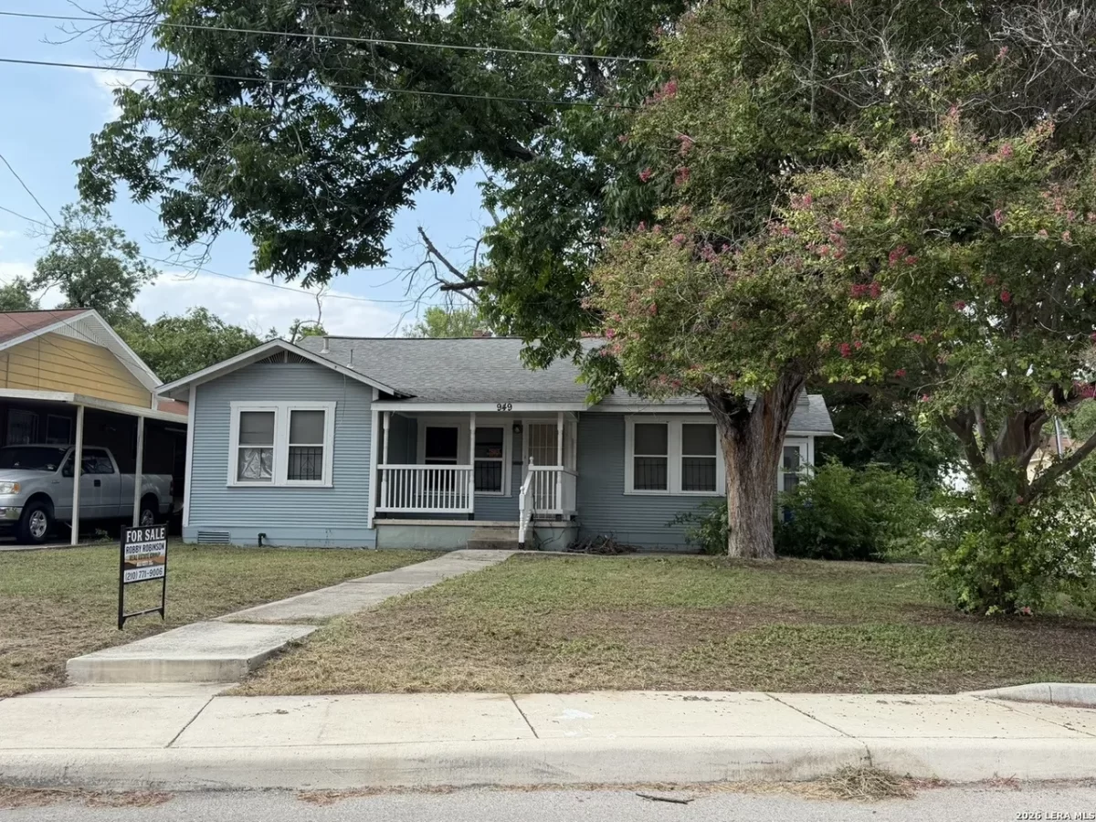 3BR House for Sale in San Antonio, TX