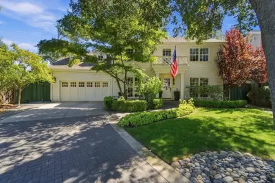 4BR House for Sale in Los Gatos, CA