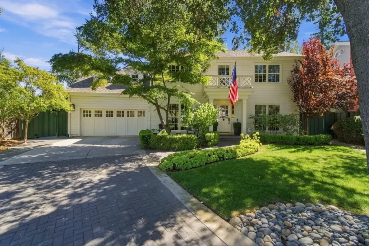 4BR House for Sale in Los Gatos, CA
