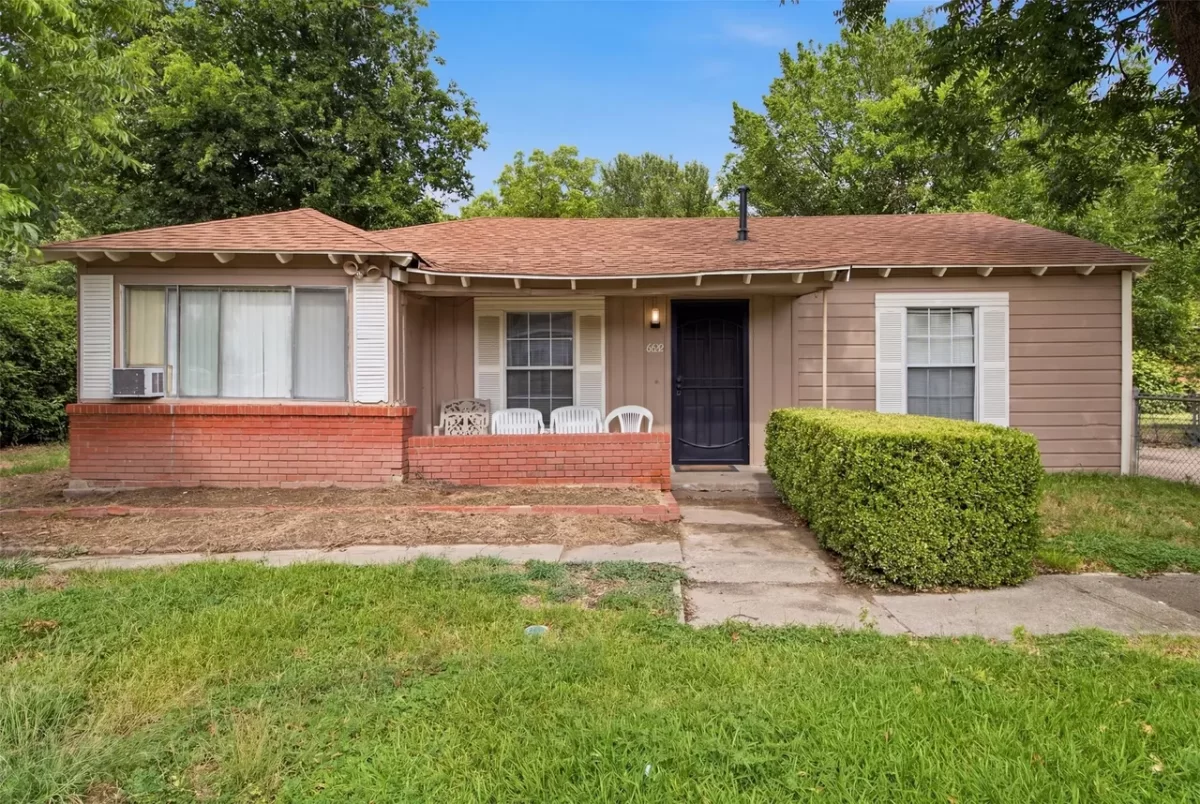 4BR House for Sale in Dallas, TX