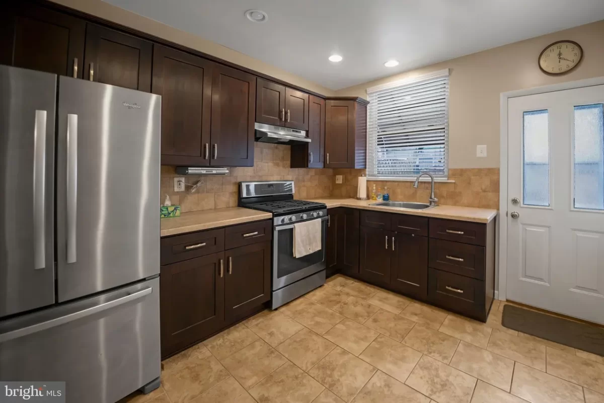 4BR Townhouse for Sale in Philadelphia, PA