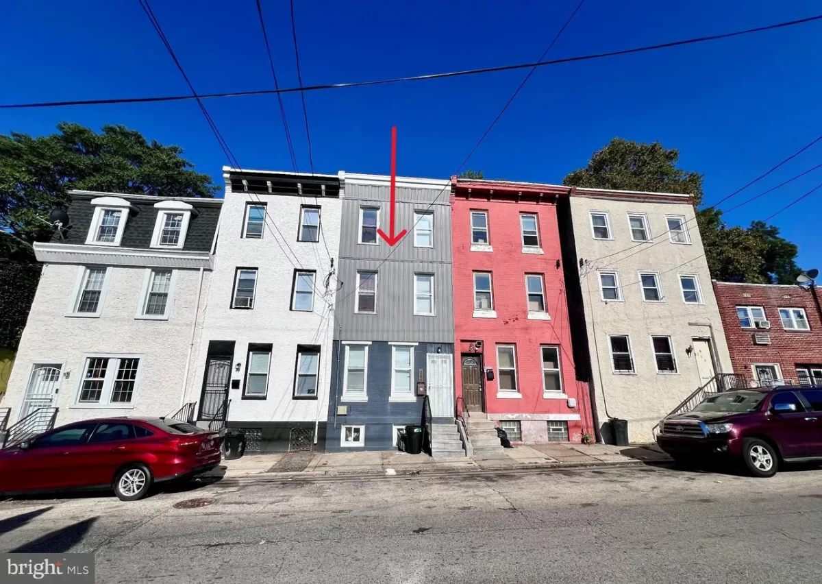 4BR Townhouse for Sale in Philadelphia, PA