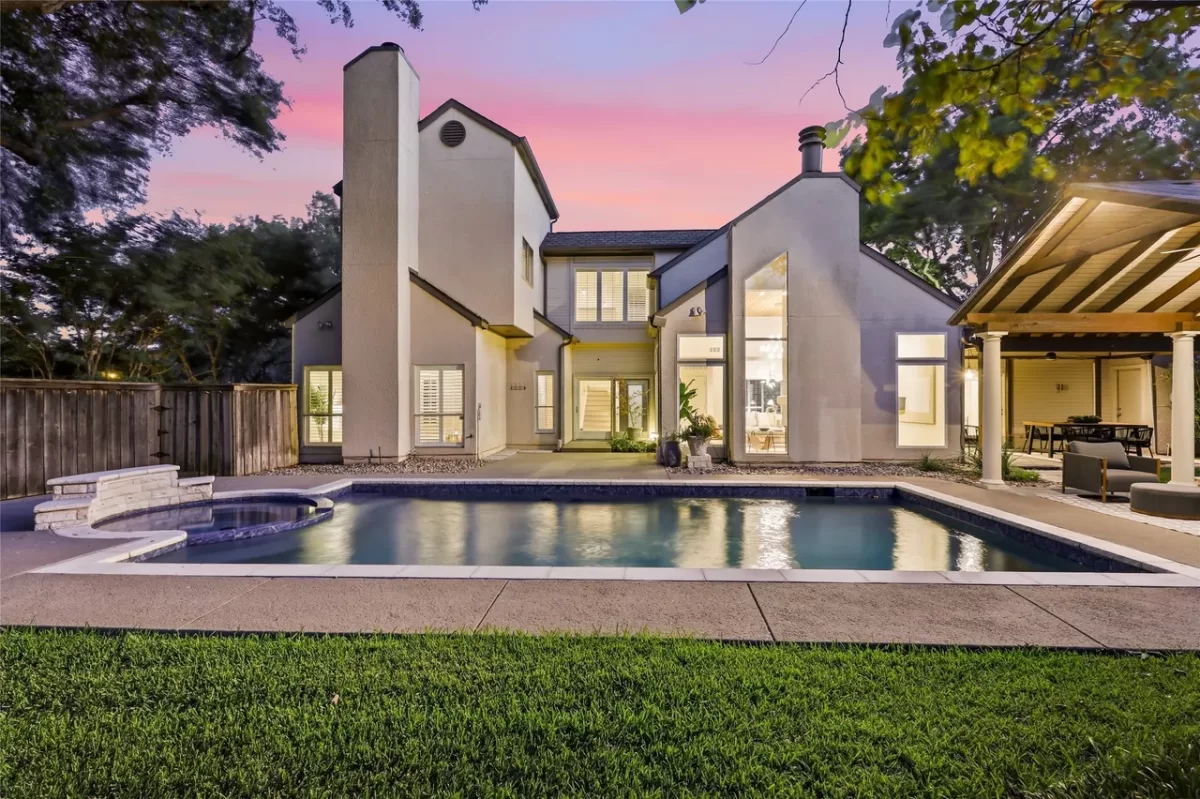 4BR House for Sale in Dallas, TX
