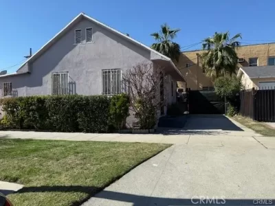 4BR Multi-Family for Sale in Glendale, CA
