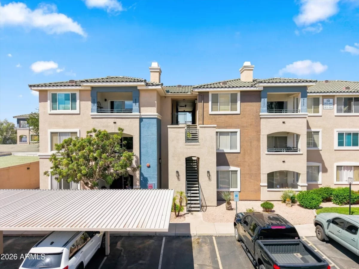 2BR Condo for Sale in Phoenix, AZ