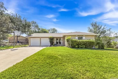 3BR House for Sale in San Antonio, TX